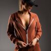 Noble Rust; Urban Beauty: Spodnie Cargo; Urban Beauty: Bluza Hoodie; Czapka 1Nasty Crew;