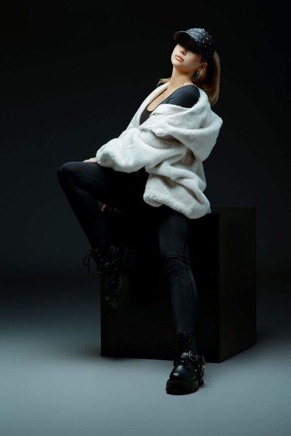 Futro - Arctic Luxe: Oversize Glacier