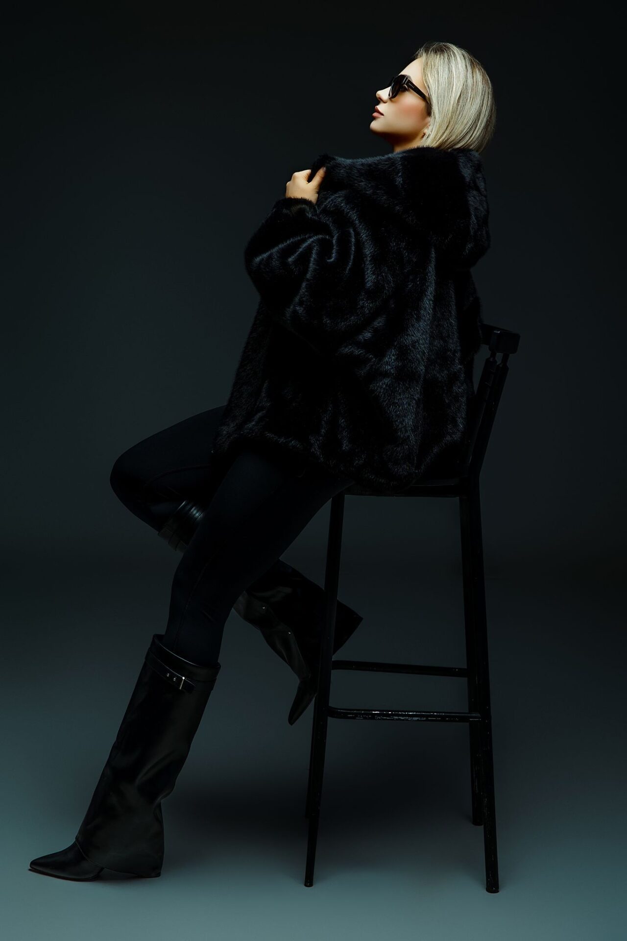 Futro - Arctic Luxe: Oversize Basalt